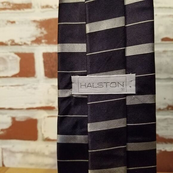 Halston Men's Silk Neck Tie Navy Silver - Picture 5 of 6